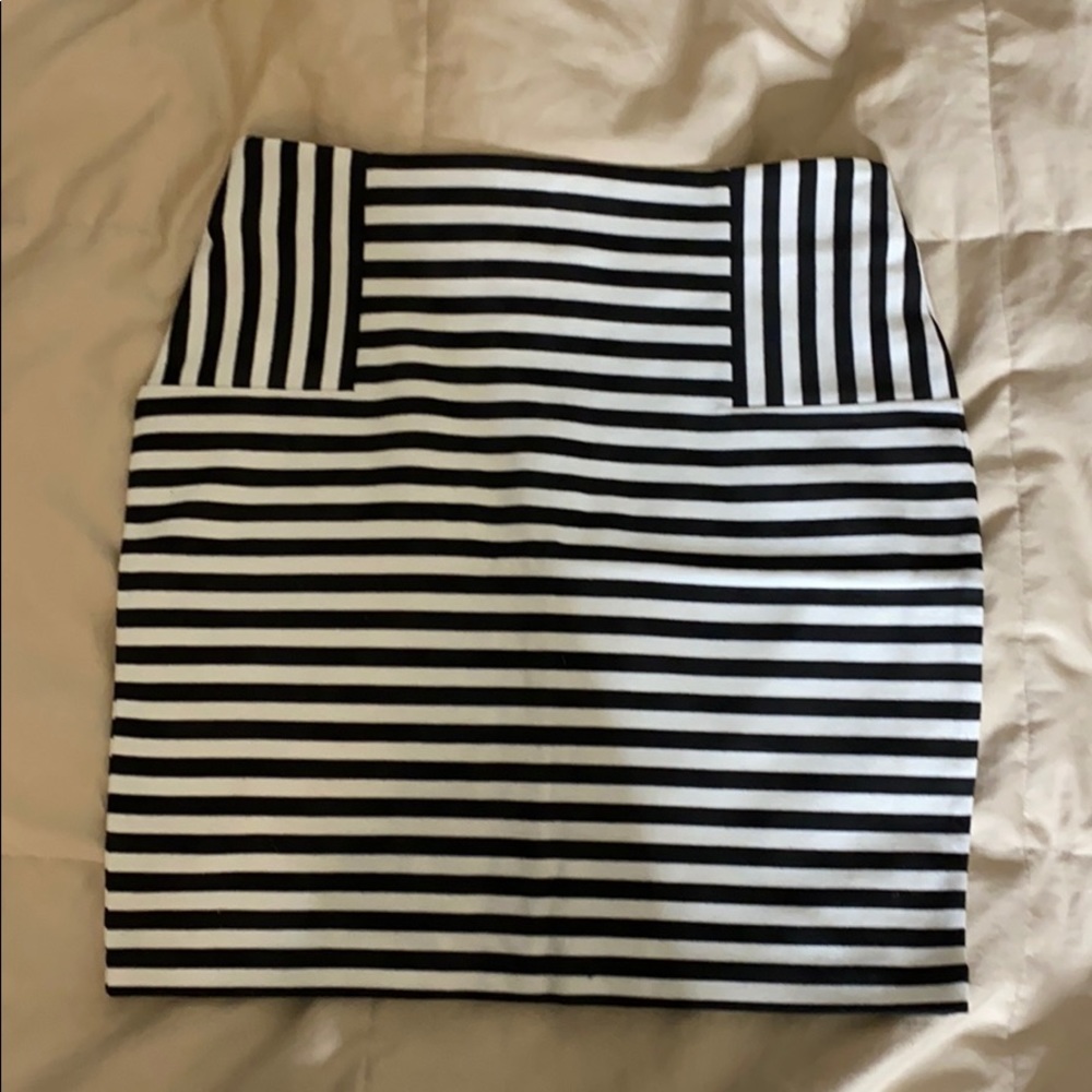 Forever 21 mini skirt